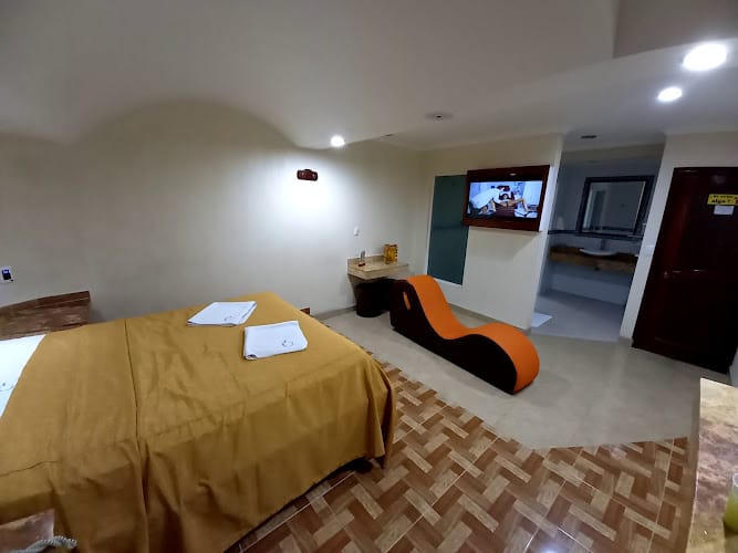 Dubai Plus Auto Hotel