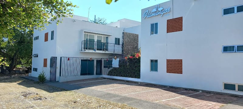 Flamingos Suites