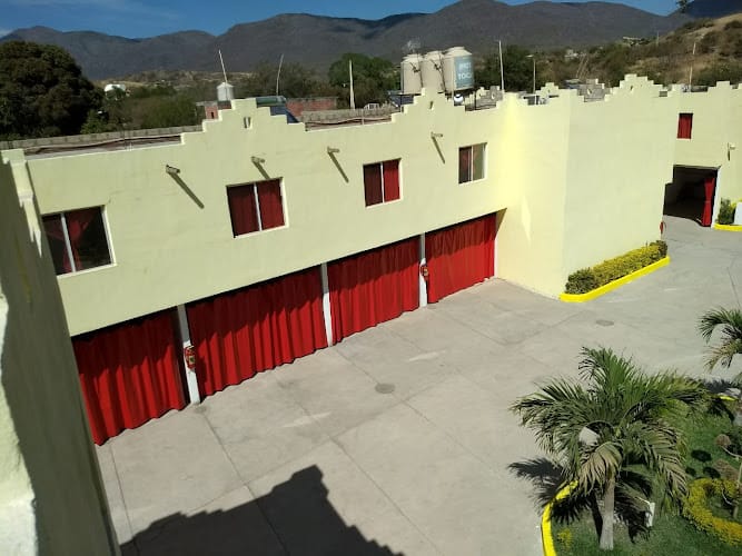 Hotel Grand Garden, Hoy Toca