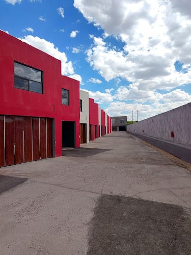 Loveland Suites Motel - Motel en Juan Aldama 1 Loveland Suites Motel