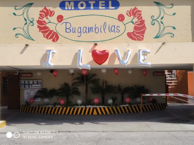 Motel Bugambilias