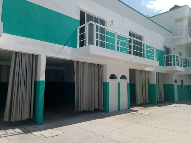 Motel "El Aventurero" - Motel en Playa Del Carmen 1 Motel